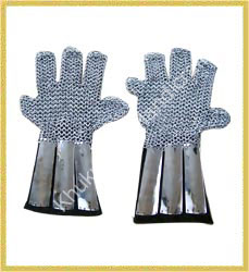 Manufacturers Exporters and Wholesale Suppliers of Chain Mail Gloves with Strips Dehradun Uttarakhand